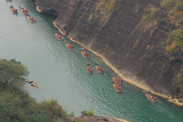 10万以内落地的轿车有哪些车型值得推荐？