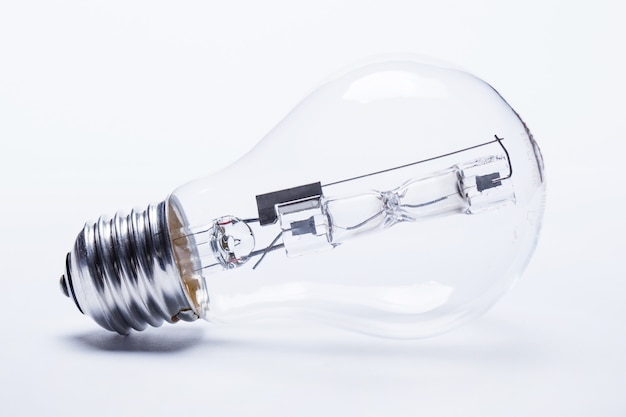 打乒乓球发球时手腕会晃